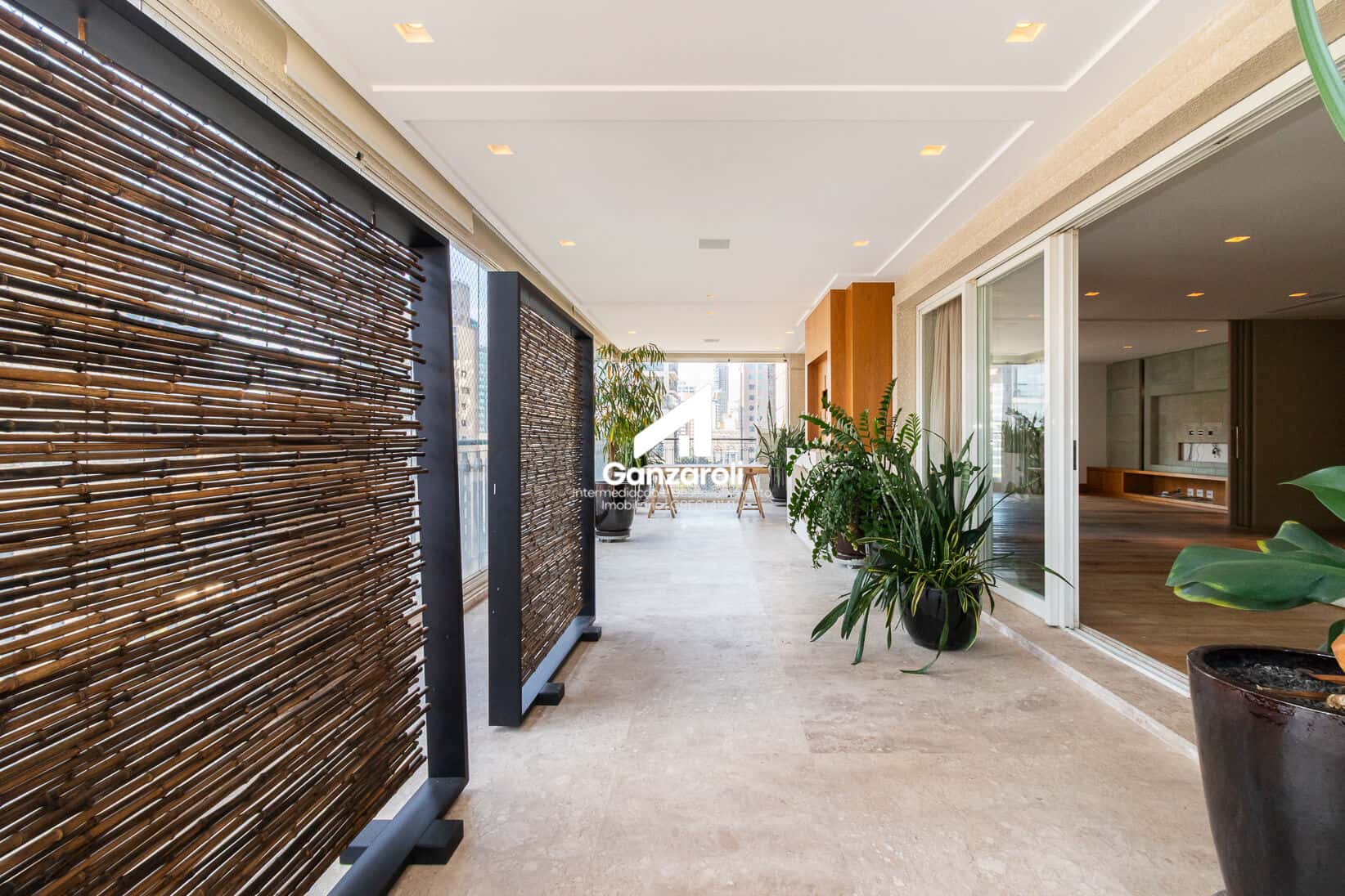 Edifício Palazzo Di Ferrara e Palazzo Di Savoia - imagem 5 Edifício Palazzo Di Ferrara e Palazzo Di Savoia - imagem 5